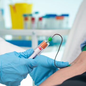 Online: Phlebotomy Technician + Medical Laboratory Technician